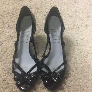 Patentleather heels Cynthia Rowley Geist nyc